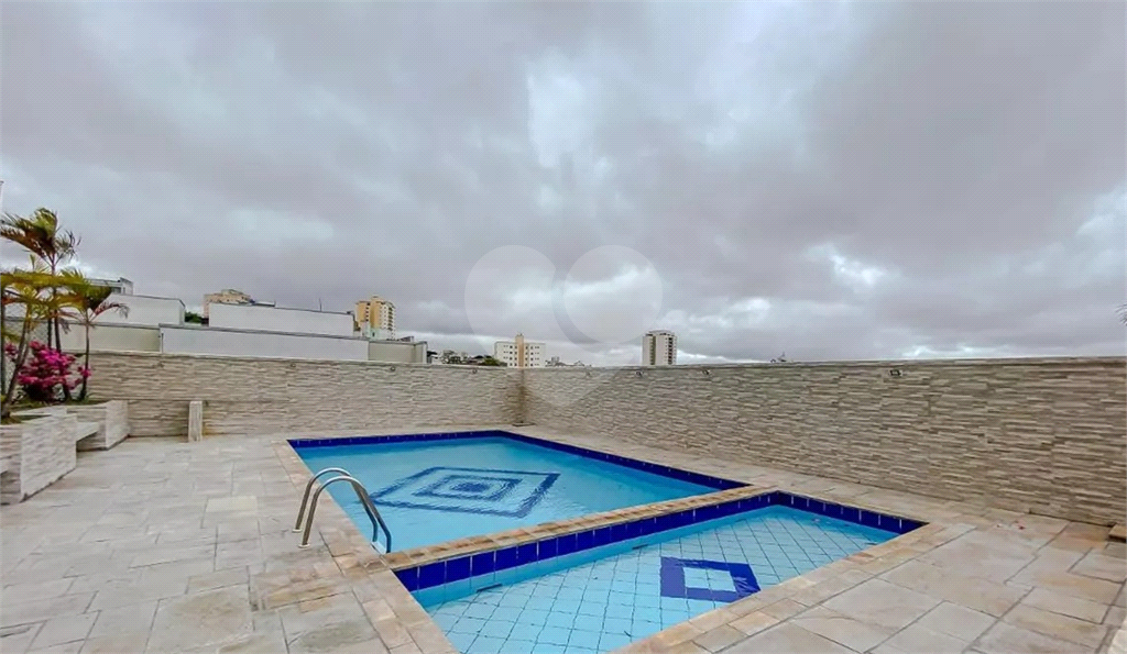 Apartamento à venda com 3 quartos, 60m² - Foto 2