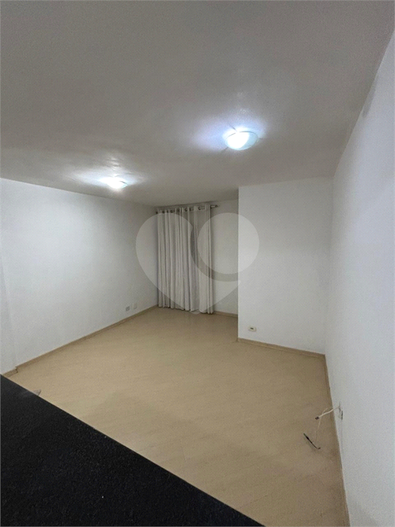 Apartamento à venda com 3 quartos, 60m² - Foto 19