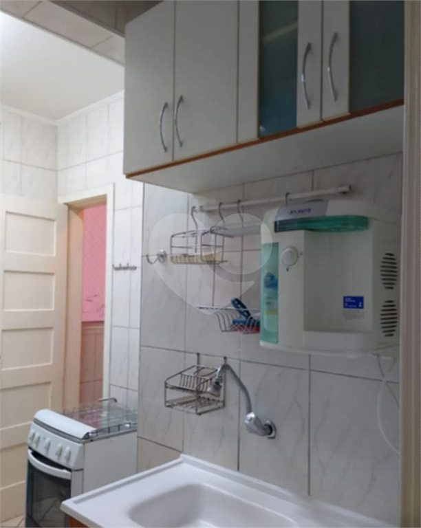 Apartamento Reformado à Venda – Localização Privilegiada!