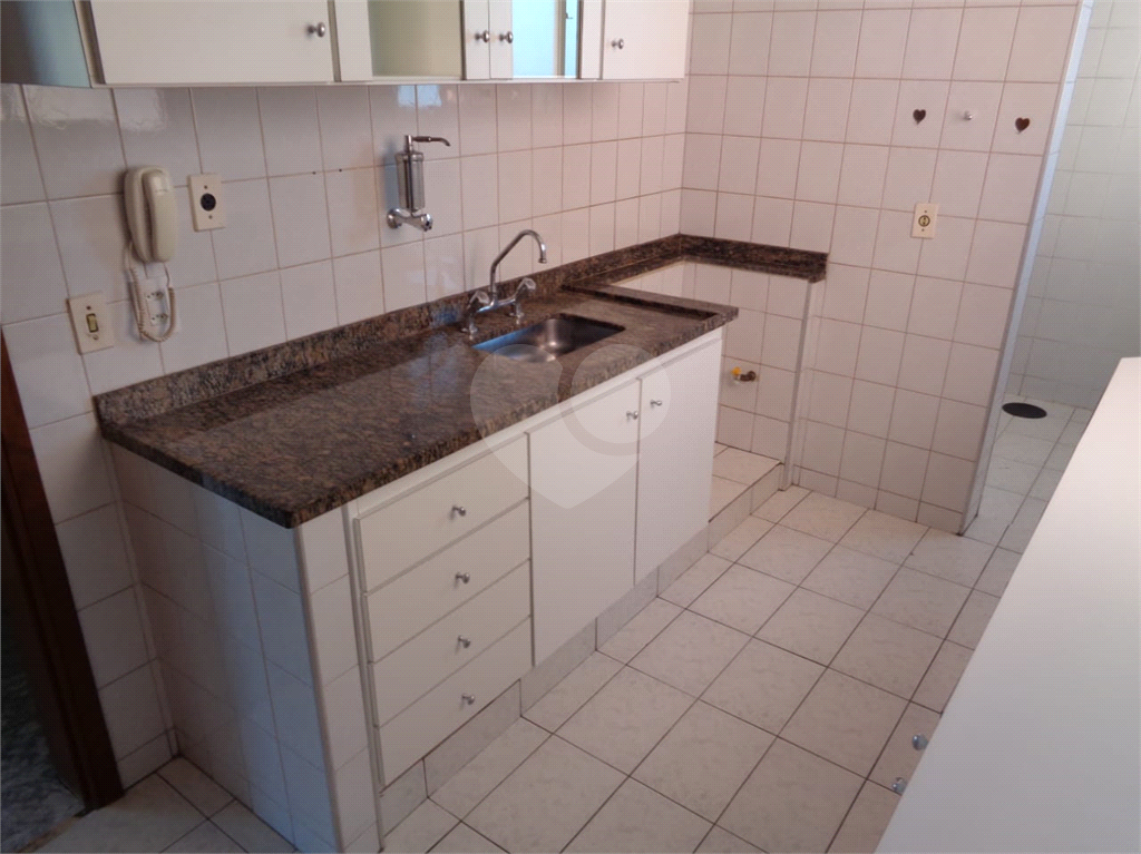 Apartamento à venda com 2 quartos, 72m² - Foto 6