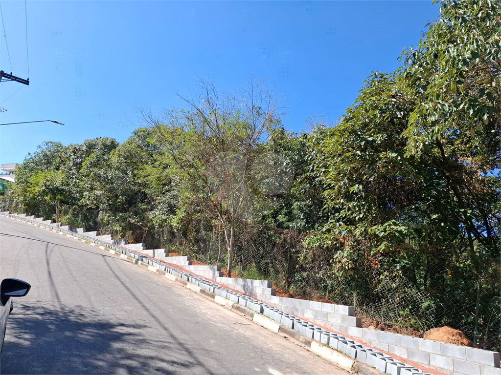 Terreno plano no condomínio Parque Itaguaçu da Cantareira, com 4.113m2 de área