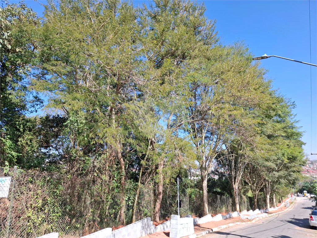 Terreno plano no condomínio Parque Itaguaçu da Cantareira, com 4.113m2 de área