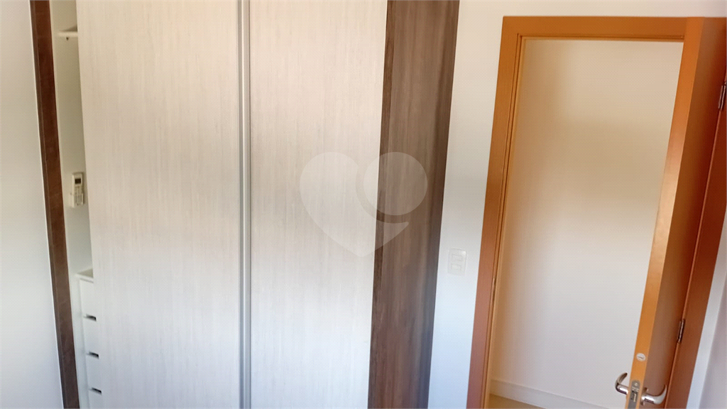 Apartamento para alugar com 3 quartos, 110m² - Foto 9