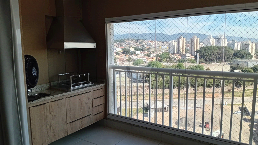 Apartamento para alugar com 3 quartos, 110m² - Foto 2