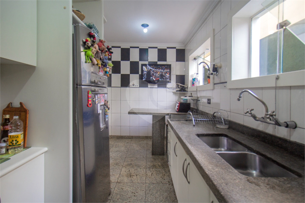Casa em rua tranquila na Vila Madalena