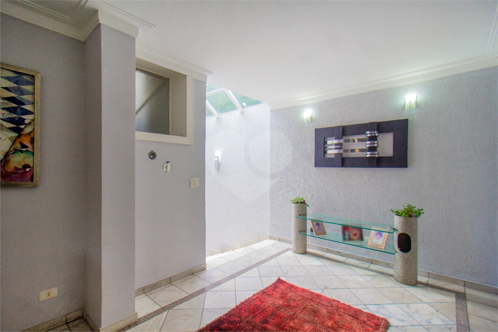 Casa em rua tranquila na Vila Madalena