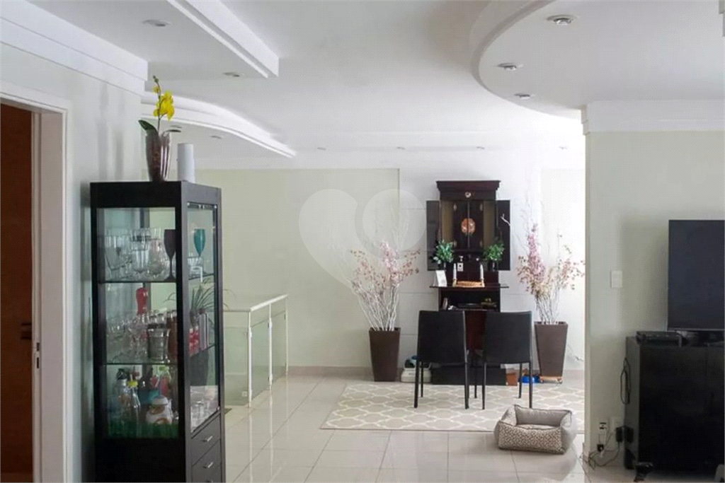 Apartamento Duplex à Venda em Santana | 177m² | 5 Dormitórios | 2 Suítes e 4 Vagas!