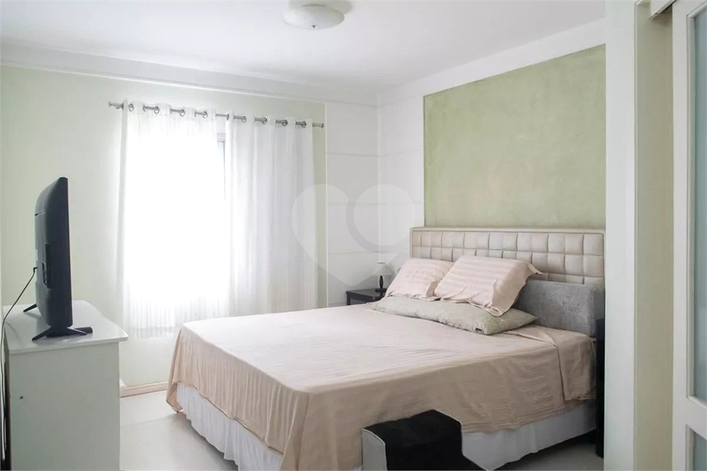 Apartamento Duplex à Venda em Santana | 177m² | 5 Dormitórios | 2 Suítes e 4 Vagas!