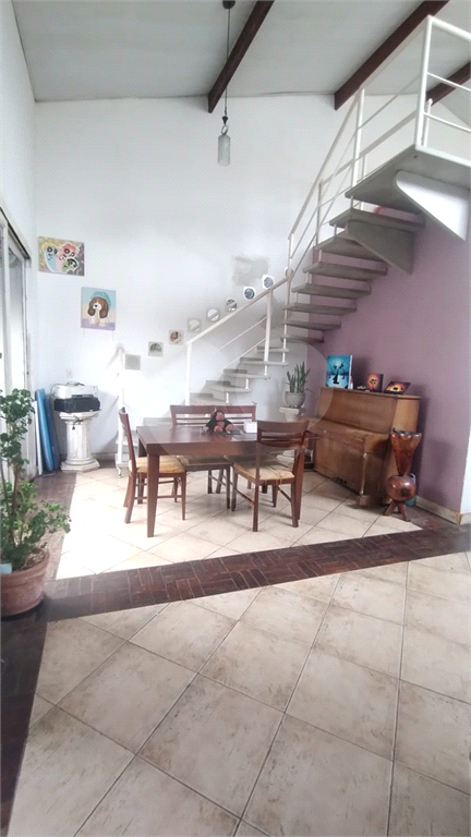 Casa Térrea à venda | 180 m² | 3 dormitórios | 2 vagas | Imirim / SP 