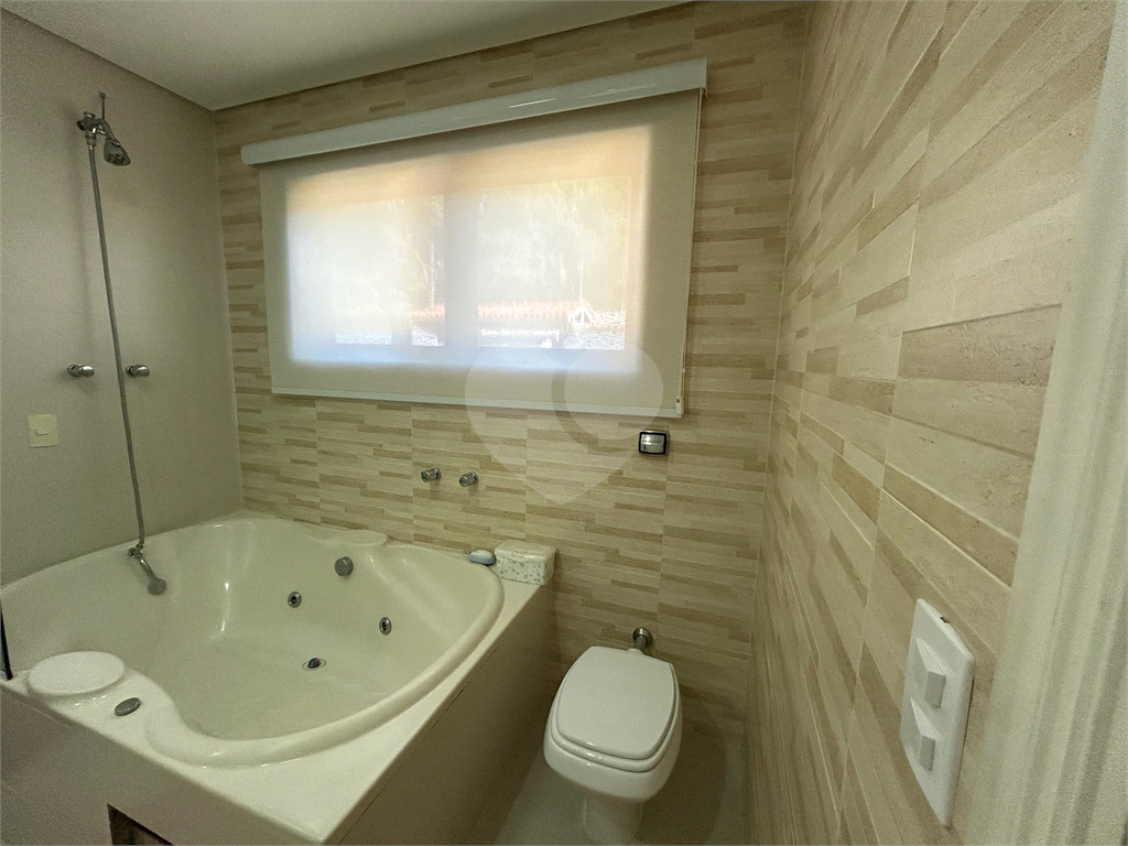 Casa de Condomínio à venda com 4 quartos, 274m² - Foto 29