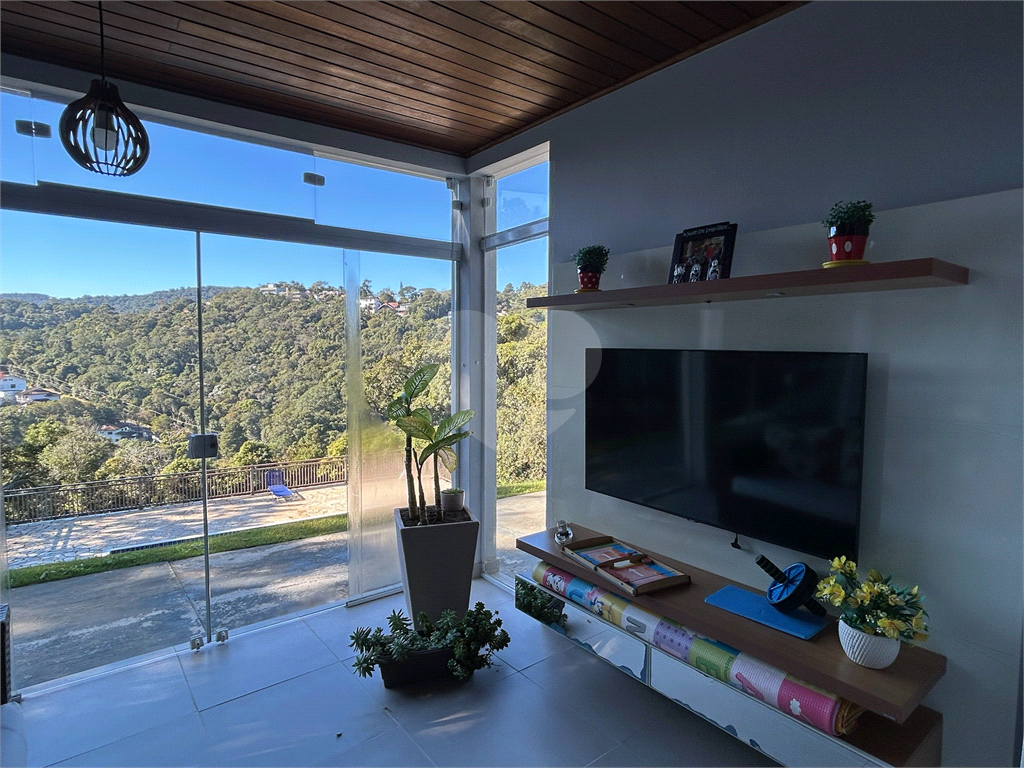 Casa de Condomínio à venda com 4 quartos, 274m² - Foto 13