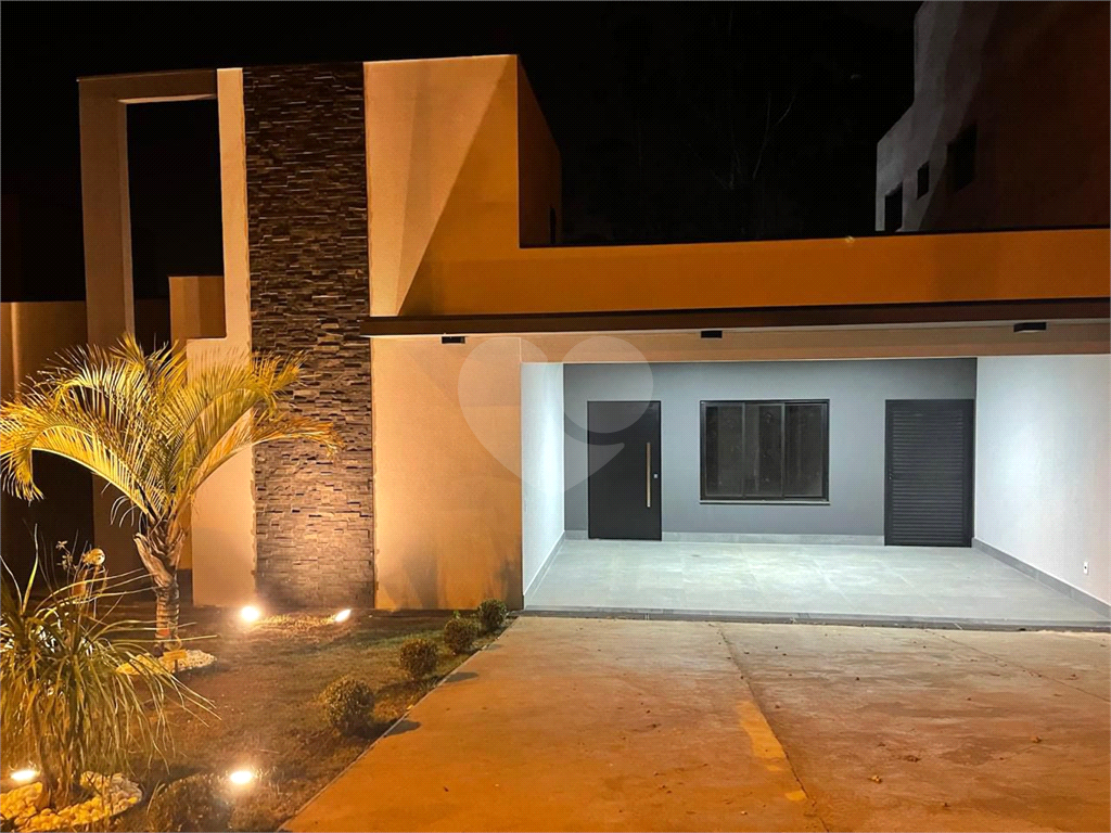 CASA em CONDOMÍNIO CENTRAL PARQUE