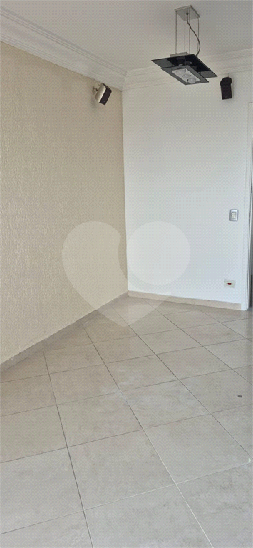  ALUGA-SE APARTAMENTO DE 3 DORMITÓRIOS – RUA REIMS | CASA VERDE