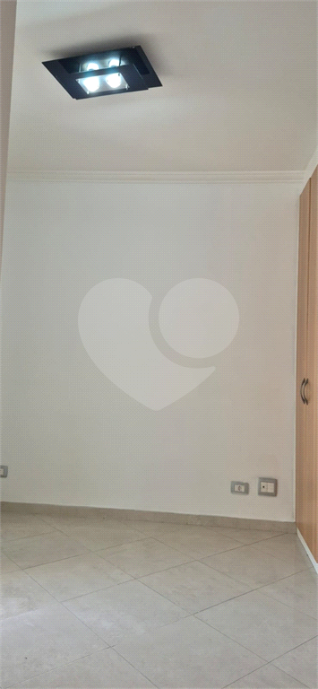  ALUGA-SE APARTAMENTO DE 3 DORMITÓRIOS – RUA REIMS | CASA VERDE