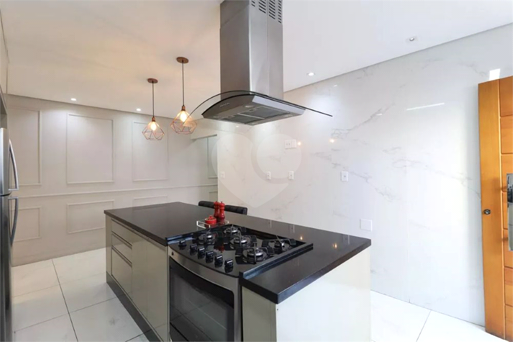 Casa térrea à venda | 682 m² | 3 dormitórios (1 suíte) | 5 vagas na Vila Maria Alta!