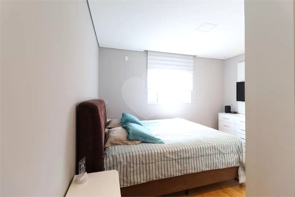 Casa térrea à venda | 682 m² | 3 dormitórios (1 suíte) | 5 vagas na Vila Maria Alta!