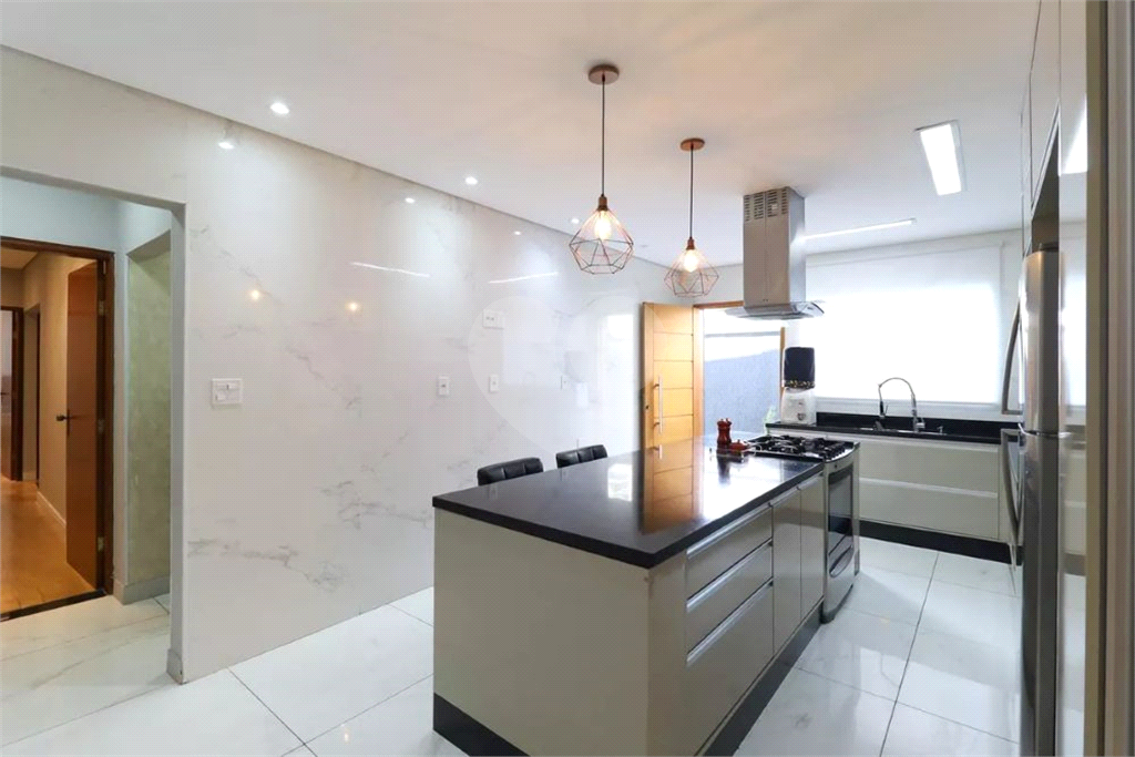 Casa térrea à venda | 682 m² | 3 dormitórios (1 suíte) | 5 vagas na Vila Maria Alta!
