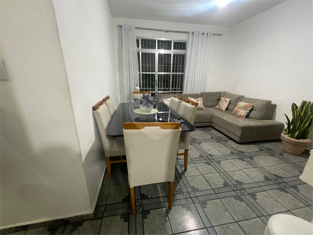 Apartamento no Bairro Mandaqui,com 109 metros com 3 dormitórios 1 sala,,2 banheiro,quarto de empregada.