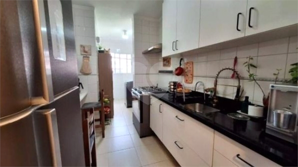 Apartamento à venda com 2 quartos, 72m² - Foto 13