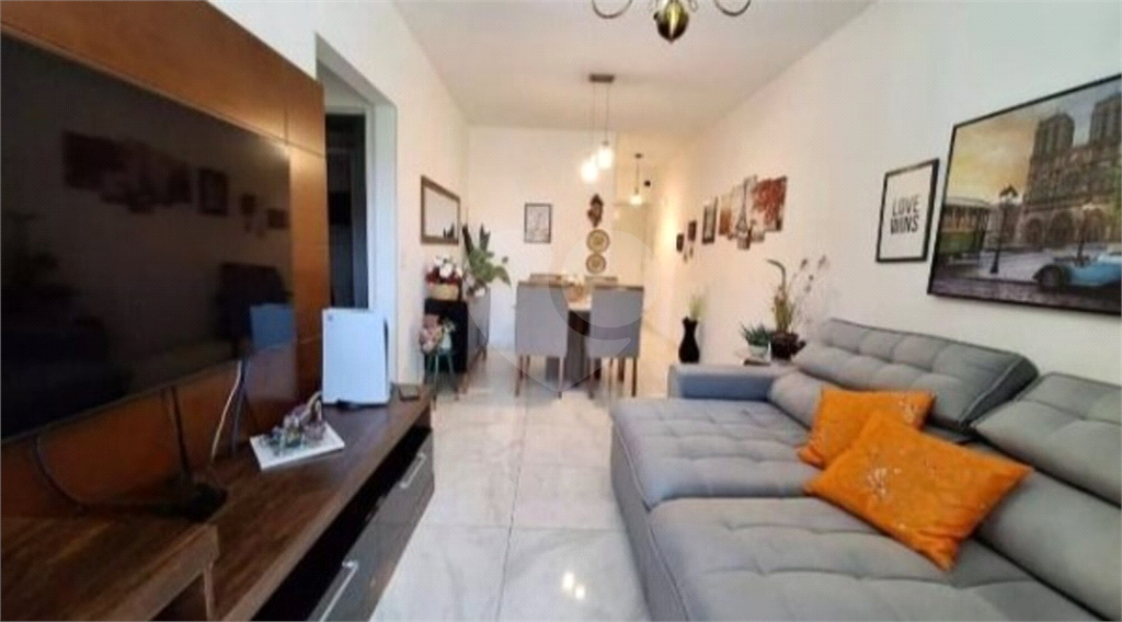 Apartamento à venda com 2 quartos, 72m² - Foto 12