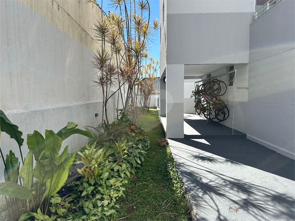 Apartamento 75m² com 3 Dormitórios e 2 Vagas Livres - Próximo ao Metrô Tucuruvi