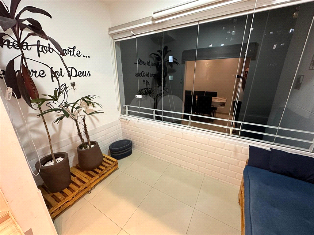 Apartamento 75m² com 3 Dormitórios e 2 Vagas Livres - Próximo ao Metrô Tucuruvi