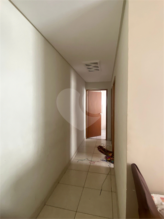 Apartamento à venda com 2 quartos, 49m² - Foto 2