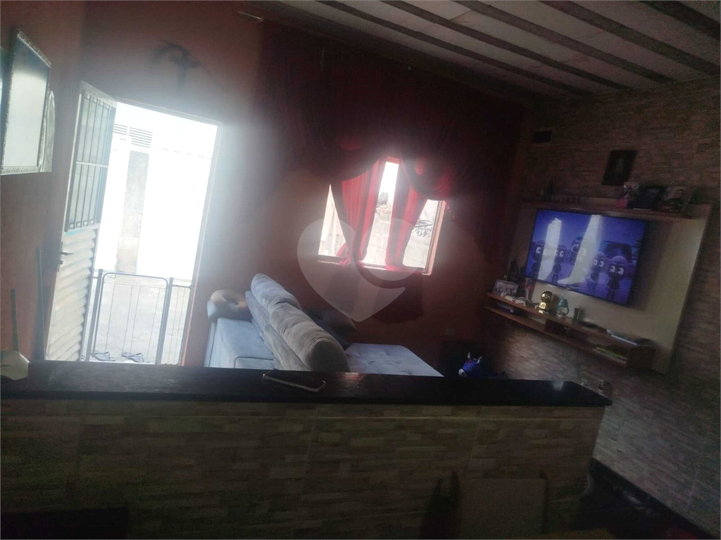 Casa à venda com 2 quartos, 120m² - Foto 3