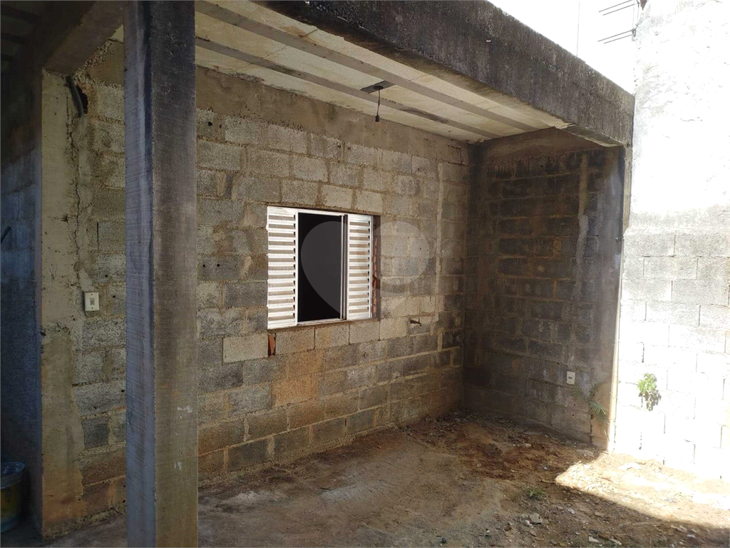 Casa à venda com 2 quartos, 120m² - Foto 14