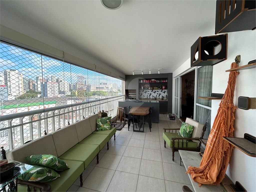  Apartamento à Venda no Condomínio Liv Barra Funda SP - 162m²| 4 Dormitórios | 2 Suítes | 3 Vagas | Varanda Gourmet
