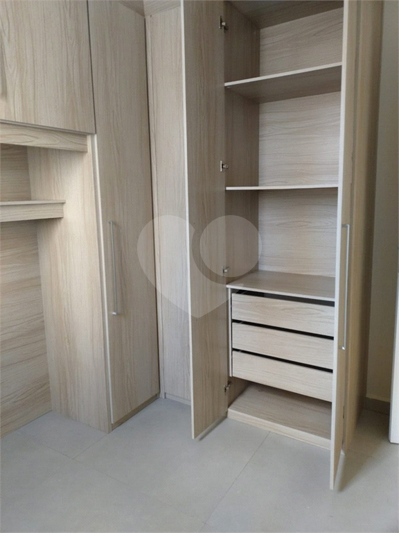 Apartamento a VENDA na Alfredo Pujol 2 dormitórios