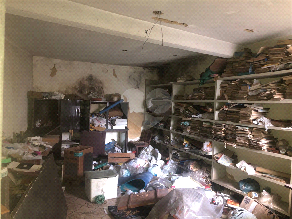 Casa à venda com 3 quartos, 309m² - Foto 17