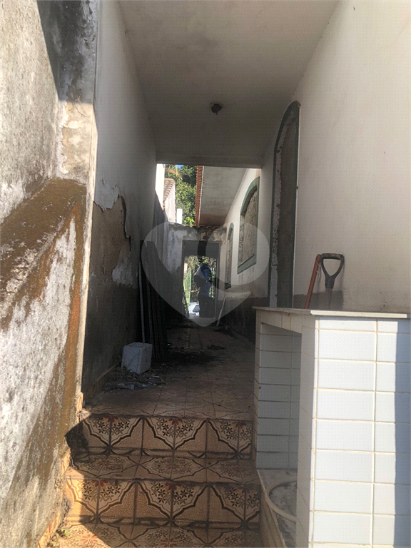 Casa à venda com 3 quartos, 309m² - Foto 35