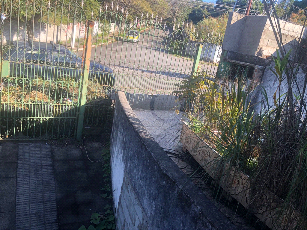 Casa à venda com 3 quartos, 309m² - Foto 11