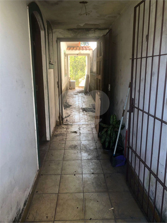 Casa à venda com 3 quartos, 309m² - Foto 32
