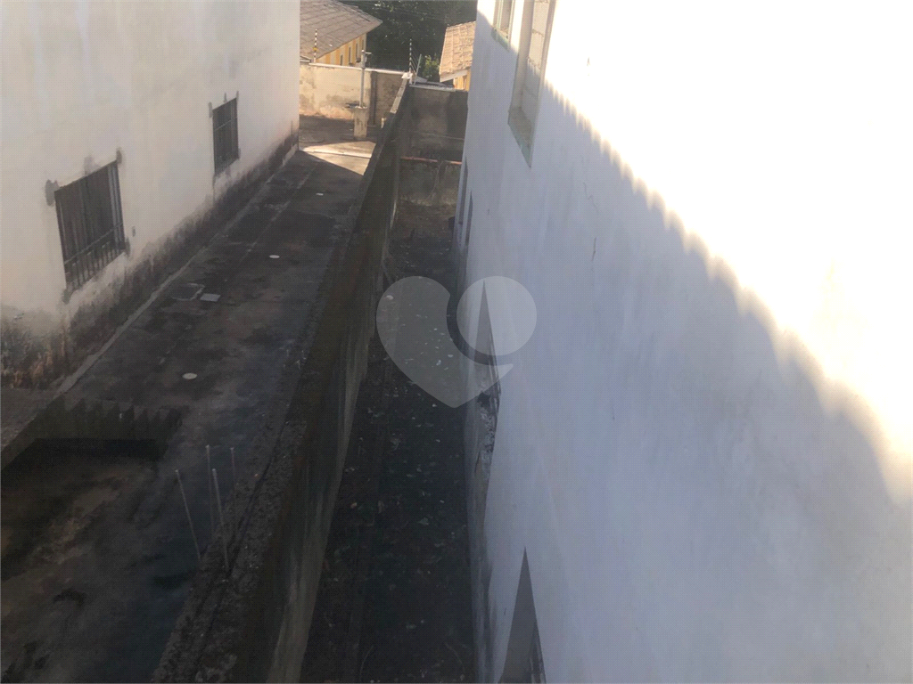Casa à venda com 3 quartos, 309m² - Foto 27