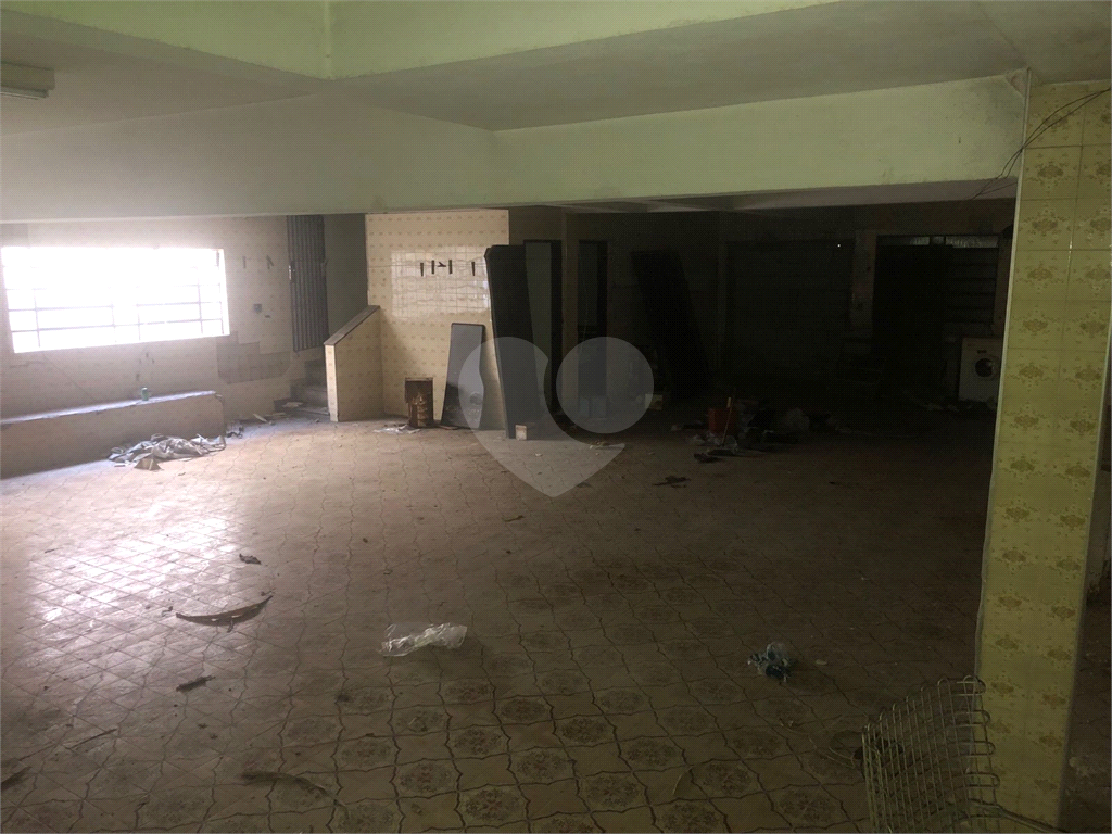 Casa à venda com 3 quartos, 309m² - Foto 15