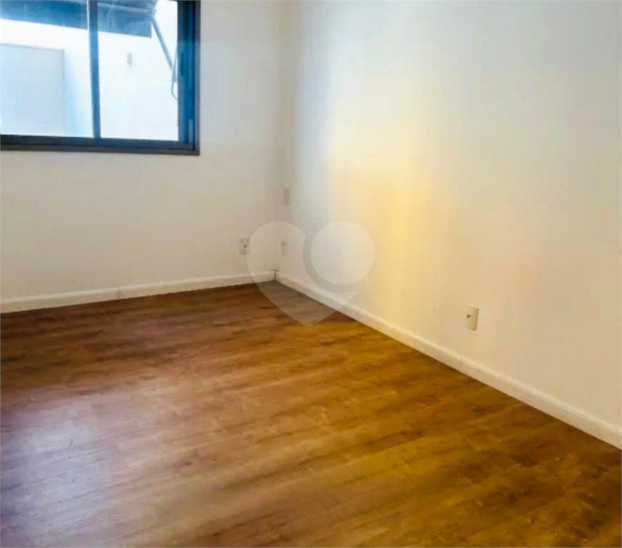 Apartamento à venda com 2 quartos, 145m² - Foto 4
