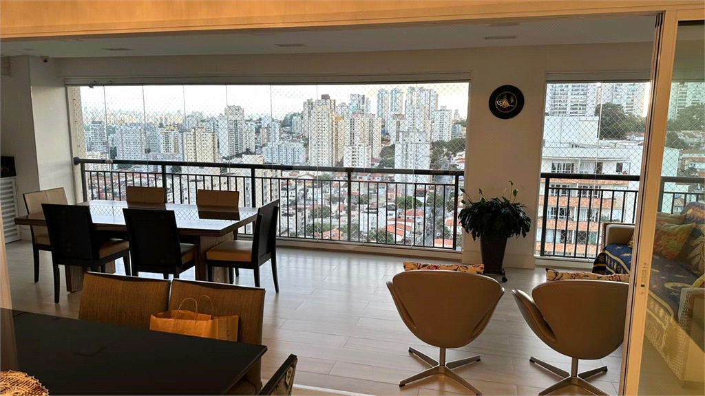 Apartamento à venda com 3 quartos, Santana