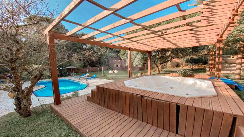 Casa no Condomínio Fechado Chácaras Bela Vista em Mairiporã com 1.472 m² 3 suítes piscina espaço gourmet!!
