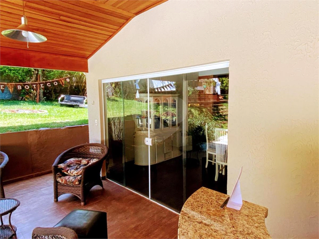 Casa no Condomínio Fechado Chácaras Bela Vista em Mairiporã com 1.472 m² 3 suítes piscina espaço gourmet!!
