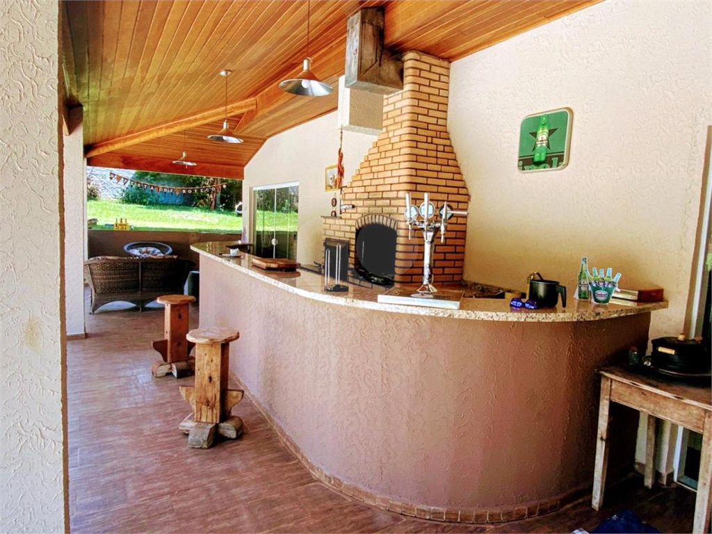 Casa no Condomínio Fechado Chácaras Bela Vista em Mairiporã com 1.472 m² 3 suítes piscina espaço gourmet!!