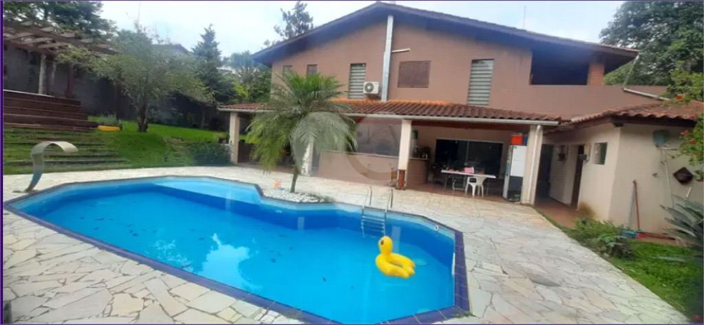 Casa no Condomínio Fechado Chácaras Bela Vista em Mairiporã com 1.472 m² 3 suítes piscina espaço gourmet!!