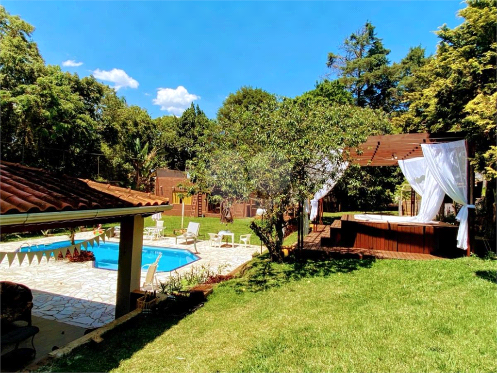 Casa no Condomínio Fechado Chácaras Bela Vista em Mairiporã com 1.472 m² 3 suítes piscina espaço gourmet!!