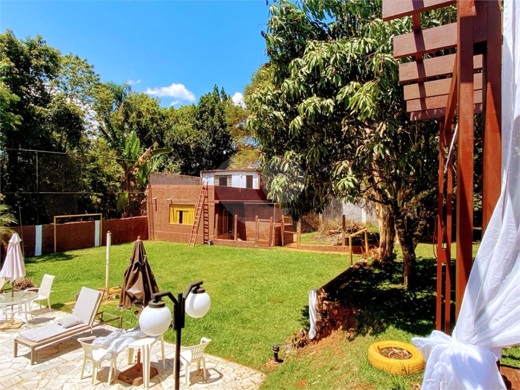 Casa no Condomínio Fechado Chácaras Bela Vista em Mairiporã com 1.472 m² 3 suítes piscina espaço gourmet!!