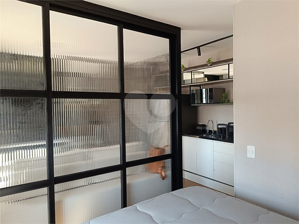 Apartamento novo e mobiliado em Perdizes – 1 dormitório com terraço