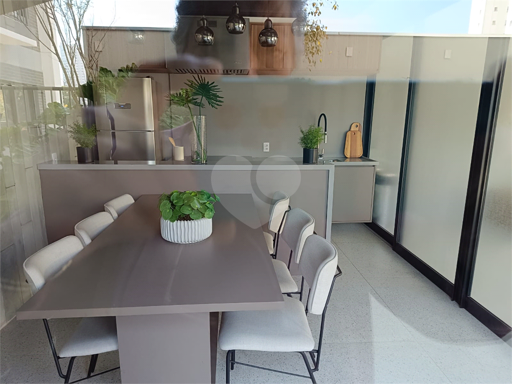Apartamento novo e mobiliado em Perdizes – 1 dormitório com terraço