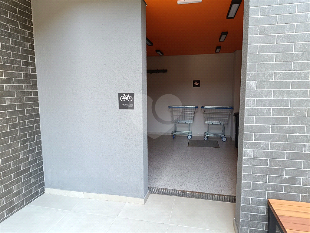 Apartamento novo e mobiliado em Perdizes – 1 dormitório com terraço