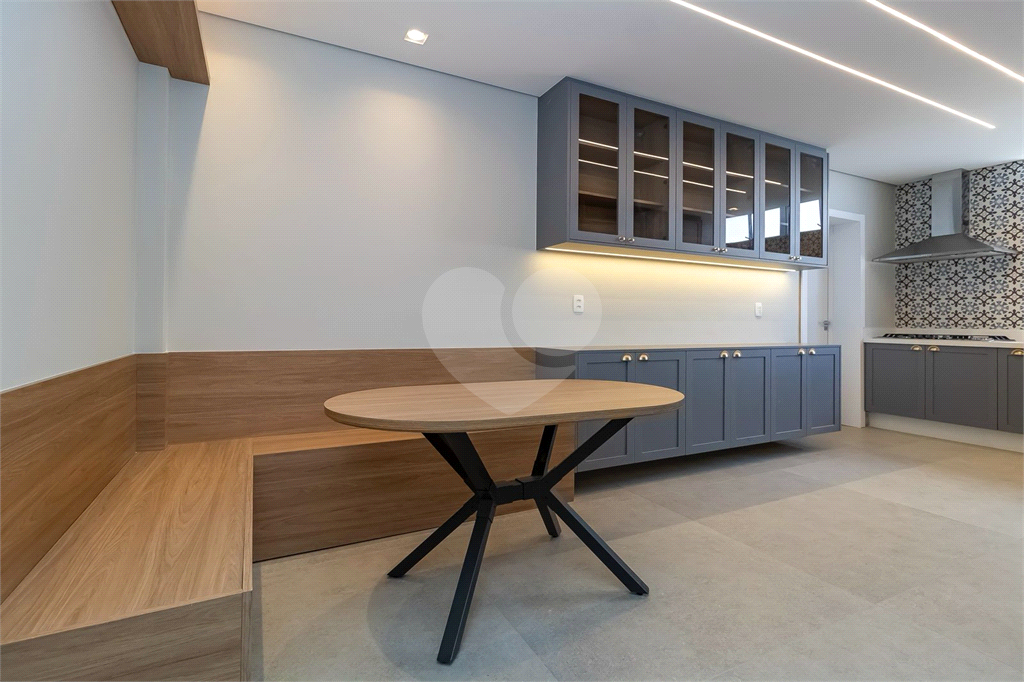 Apartamento com 3 suites em Higienópolis - 250 m²