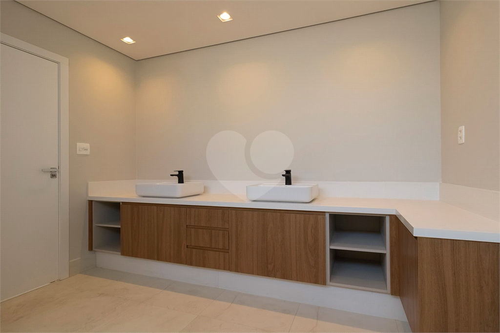 Apartamento com 3 suites em Higienópolis - 250 m²
